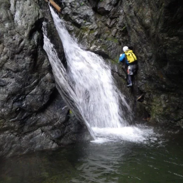 滝上谷、沢登り！