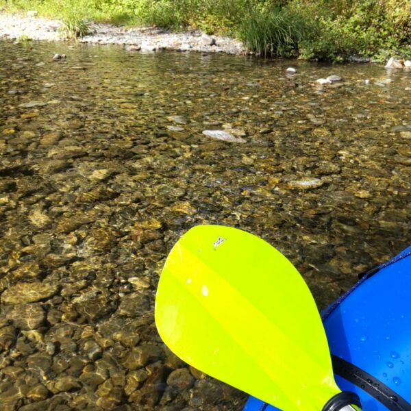 そこに川があり、岩があり、山がある