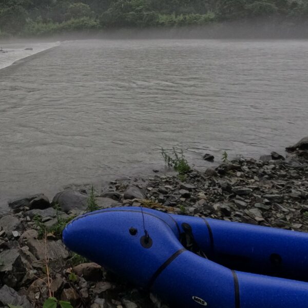 おじさん4人でパックラフトトリップ！