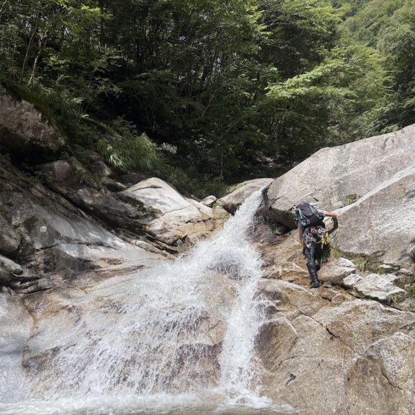 尾白川 鞍掛沢~乗越沢
